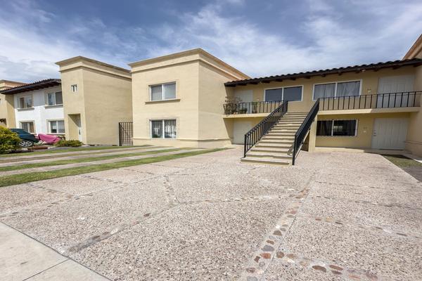 Foto de inmueble en Calzada de Belén, Col. Los Huertos C.P. 76147, Querétaro