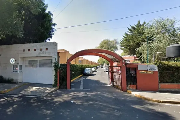 Foto de inmueble en CALZ DE GUDALUPE #150, Col. Ex Hacienda Coapa C.P. 14308, Tlalpan