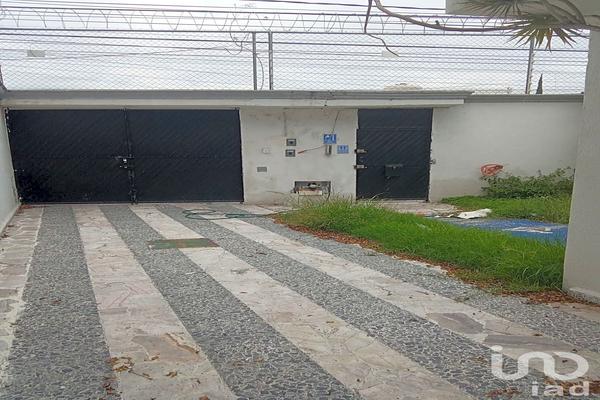 Foto de inmueble en Calzada de los arquitos #129, Col. Arquitos C.P. 76048, Querétaro