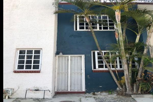 Foto de inmueble en Calzada de Los Pirules, Col. Ciudad Granja C.P. 45010, Zapopan