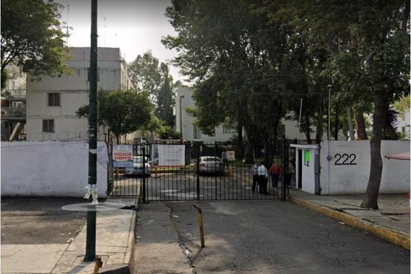 Foto de inmueble en Calz. de los tenorios #222, Col. Tenorios C.P. 14326, Tlalpan