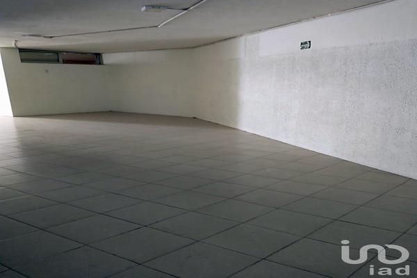 Foto de inmueble en Calzada de Tlalpan #4690, Col. Toriello Guerra C.P. 14050, Tlalpan