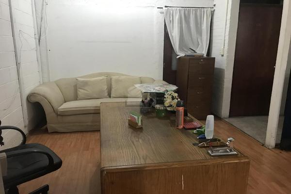 Foto de inmueble en Calz de Tlalpan #4800, Col. La Joya C.P. 14090, Tlalpan