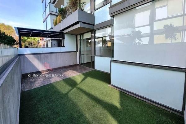 Foto de inmueble en Calzada del Hueso, Col. Villa Coapa C.P. 14390, Tlalpan