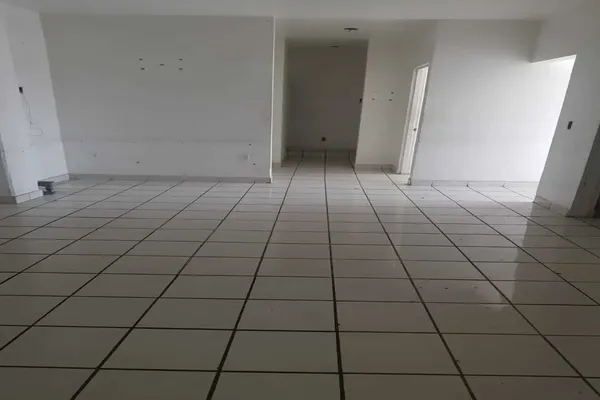Foto de inmueble en Calzada Ermita Iztapalapa, Col. El Molino C.P. 09830, Iztapalapa