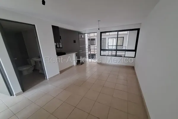 Foto de inmueble en Calzada Ignacio Zaragoza #1, Col. Agrícola Oriental C.P. 08500, Iztacalco