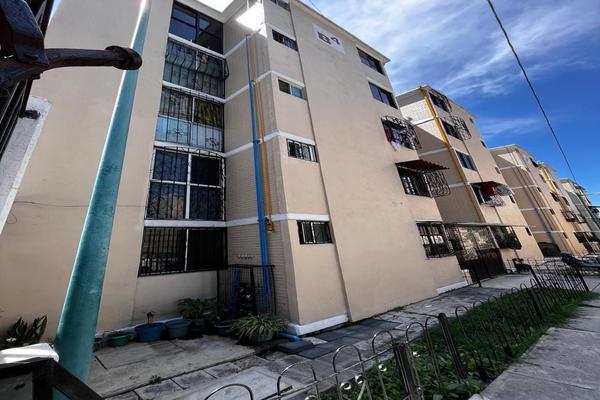 Foto de inmueble en Calz Ignacio Zaragoza, Col. La Concordia C.P. 09150, Iztapalapa
