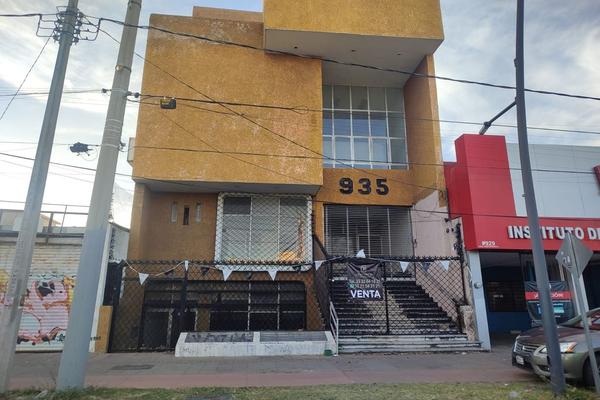Foto de inmueble en Calzada Independencia #935, Col. Alcalde Barranquitas C.P. 44270, Guadalajara