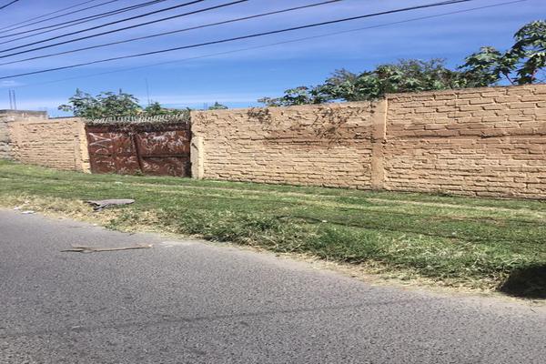 Foto de inmueble en Calzada Jose Guadalupe Gallo #20, Col. Hacienda La Tijera C.P. 45647, Tlajomulco de Zúñiga
