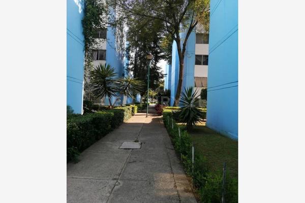 Foto de inmueble en Calz. la Virgen 3000 #3000, EDIFICIO 46, Col. Culhuacán CTM Sección VIII C.P. 04909, Coyoacán