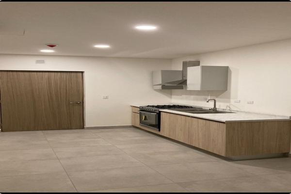 Foto de inmueble en Calzada Madero, Col. San Nicolás de los Garza Centro C.P. 66400, San Nicolás de los Garza