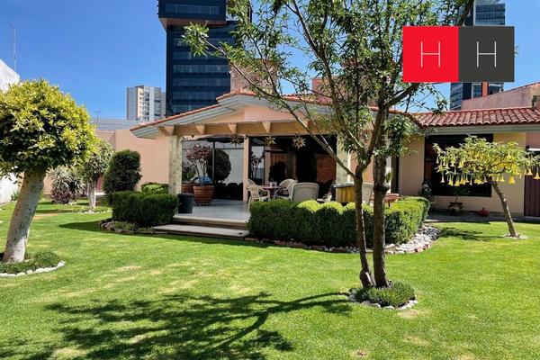 Foto de inmueble en Calzada Zavaleta, Col. Zavaleta (Zavaleta) C.P. 72176, Puebla
