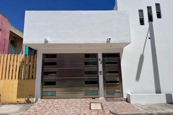Foto de inmueble en Camarote #42, Col. Puerto Esmeralda C.P. 96536, Coatzacoalcos