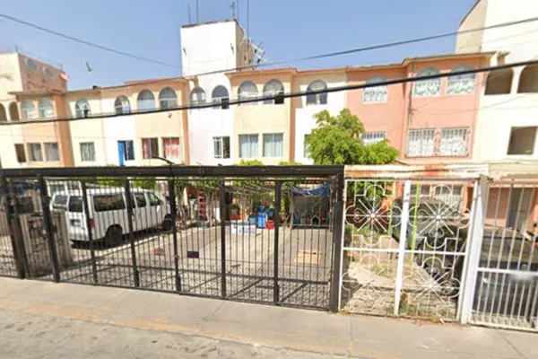 Foto de inmueble en Caminante y Cuarta avenida San Lorenzo #101, Col. Rey Nezahualcóyotl C.P. 57809, Nezahualcóyotl
