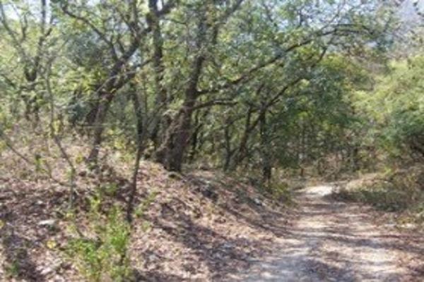 Foto de inmueble en Camino a La Cueva #S/D, Col. Huajuquito O los Cavazos C.P. 67300, Santiago