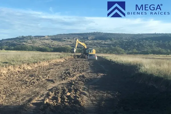 Foto de inmueble en Camino a La Martinica, Col. Sebastián Lerdo de Tejada C.P. 34330, Durango