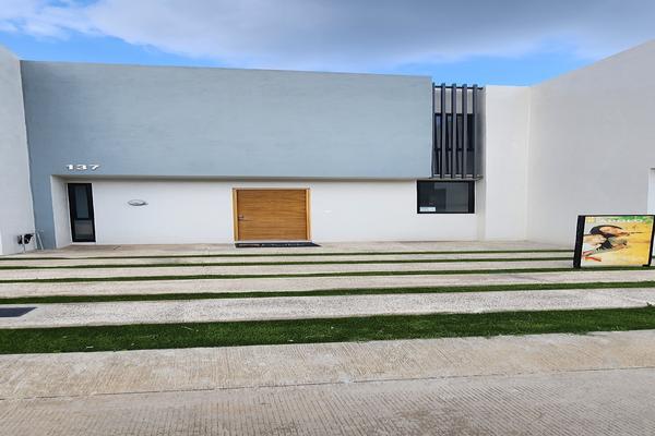Foto de inmueble en Camino a la Pedrera, Col. Lomas de San Agustin C.P. 45650, Tlajomulco de Zúñiga