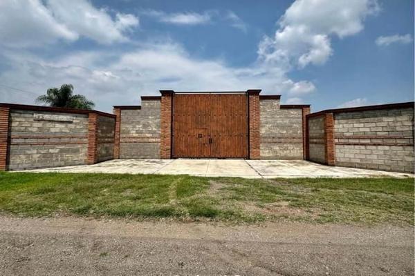 Foto de inmueble en Camino a las tinajas, Col. Jardines de Santa Anita C.P. 45646, Tlajomulco de Zúñiga