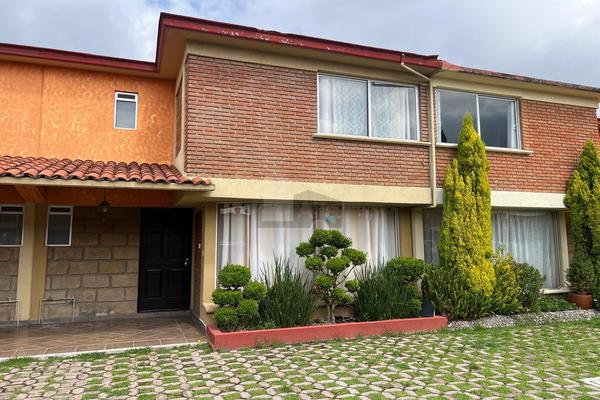 Foto de inmueble en Camino a San Juan Tilapa #3, Col. San Felipe Tlalmimilolpan C.P. 50250, Toluca