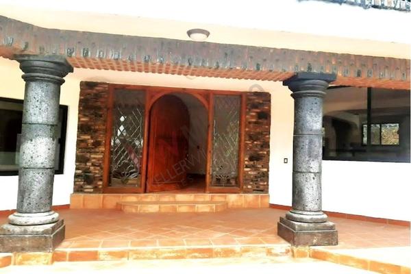 Foto de inmueble en Camino Alarcón #368, Col. Ahuatepec C.P. 62300, Cuernavaca