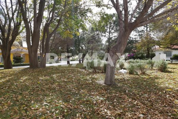 Foto de inmueble en Camino de los Tulipanes, Col. Villas Campestre C.P. 34194, Durango