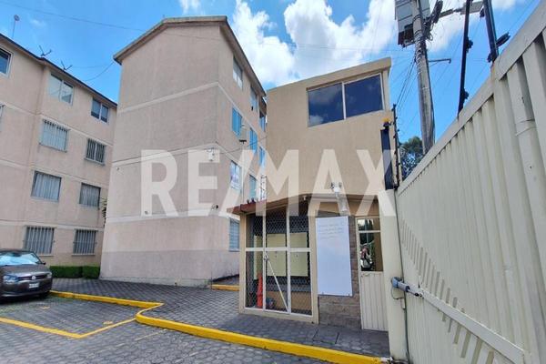 Foto de inmueble en Camino de San Lorenzo Tepaltitlan, Col. Independencia C.P. 50070, Toluca