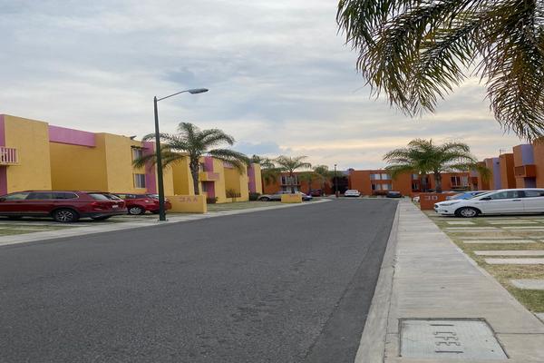 Foto de inmueble en Camino Dorado, Col. Camino Real C.P. 76903, Corregidora