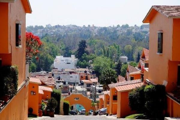 Foto de inmueble en Camino Real a Calacoaya, Col. Lomas de Guadalupe C.P. 52985, Atizapán de Zaragoza