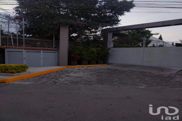Foto de inmueble en Camino Real al Ajusco #576, Col. Fuentes de Tepepan C.P. 14643, Tlalpan