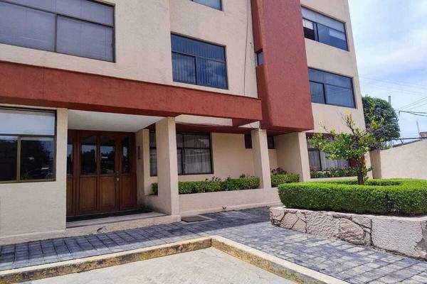 Foto de inmueble en CAMINO REAL DE CALACOAYA, Col. Calacoaya Residencial C.P. 52996, Atizapán de Zaragoza