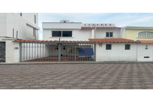 Foto de inmueble en Camino Real de Carretas, Col. Milenio III Fase A C.P. 76060, Querétaro