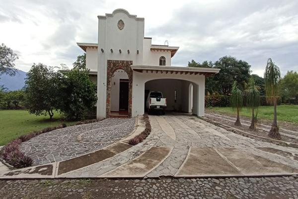 Foto de inmueble en Campestre Comala, Col. Campestre Comala C.P. 28450, Comala