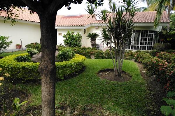 Foto de inmueble en  , Col. Campestre Comala C.P. 28450, Comala