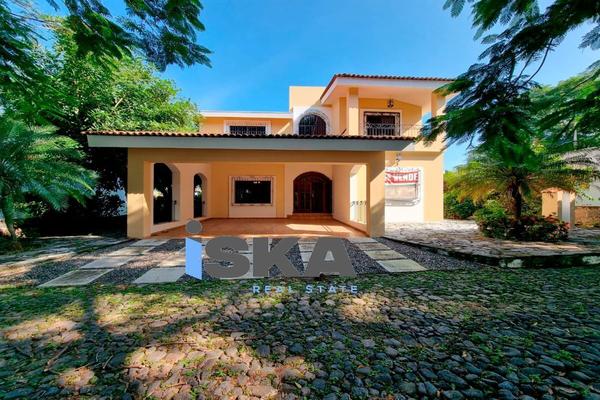 Foto de inmueble en  , Col. Campestre Comala C.P. 28450, Comala
