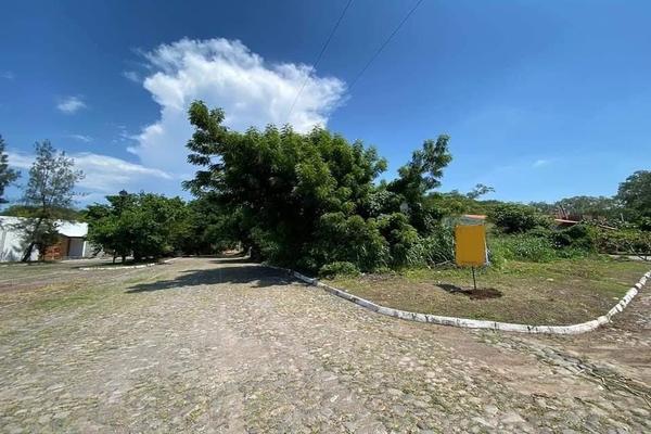 Foto de inmueble en  , Col. Campestre Comala C.P. 28450, Comala