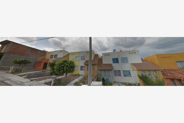 Foto de inmueble en  , Col. Campestre Tarimbaro C.P. 58893, Tarímbaro