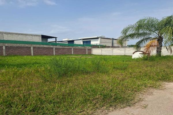 Foto de inmueble en campo la concepción, Col. Ixtlahuacan C.P. 62732, Yautepec