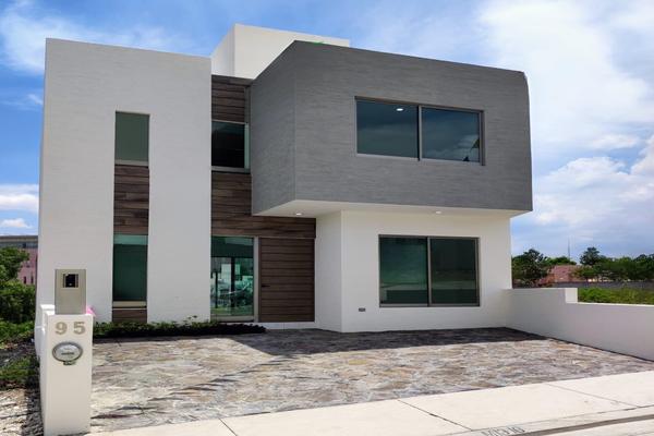 Foto de inmueble en  , Col. Cañadas del Bosque C.P. 58200, Morelia