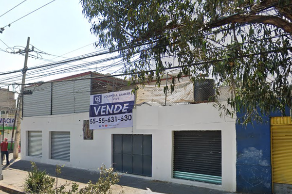 Foto de inmueble en Canal de Apatlaco esquina Francisco Villa, Col. Apatlaco C.P. 09430, Iztapalapa