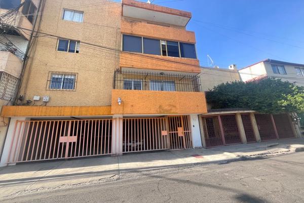 Foto de inmueble en candelilla, Col. Tenorios C.P. 14326, Tlalpan