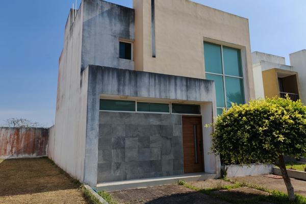 Foto de inmueble en  , Col. Canticas C.P. 96343, Cosoleacaque