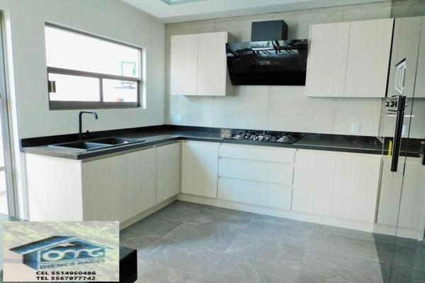 Foto de inmueble en CANTIL ###, Col. Bosques de Tetlameya C.P. 04730, Coyoacán