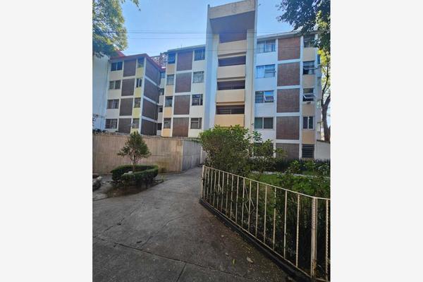 Foto de inmueble en Caporal #ANDADOR 2, Col. Villa Coapa C.P. 14390, Tlalpan