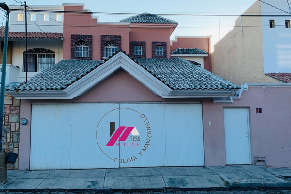 Foto de inmueble en Carlos Chavez, Col. Jardines Vista Hermosa C.P. 28017, Colima