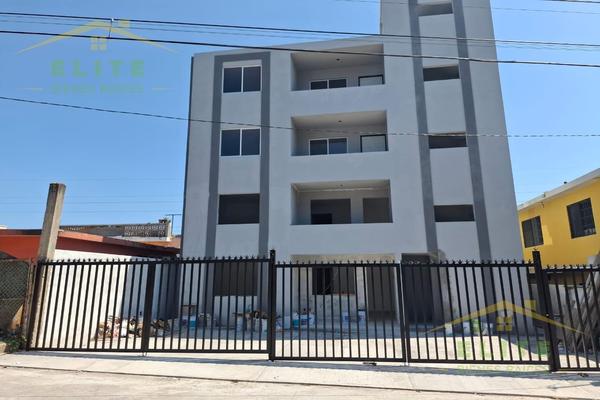 Foto de inmueble en  , Col. Carmen Romano de Lopez Portillo C.P. 89356, Tampico