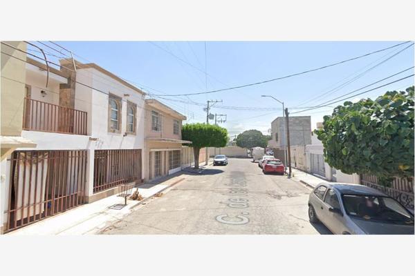 Foto de inmueble en CARPINTEROS #0, Col. Villa Jacarandas C.P. 27110, Torreón