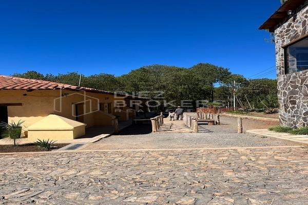 Foto de inmueble en Carretera a Chiqulistlán Km. 13, Col. Tapalpa C.P. 49340, Tapalpa