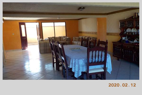 Foto de inmueble en Carr. a Valle de Bravo #51, Col. San Francisco Tlalcilalcalpan C.P. 50940, Almoloya de Juárez
