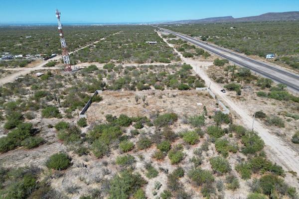 Foto de inmueble en carretera, Col. Calafia C.P. 23088, La Paz