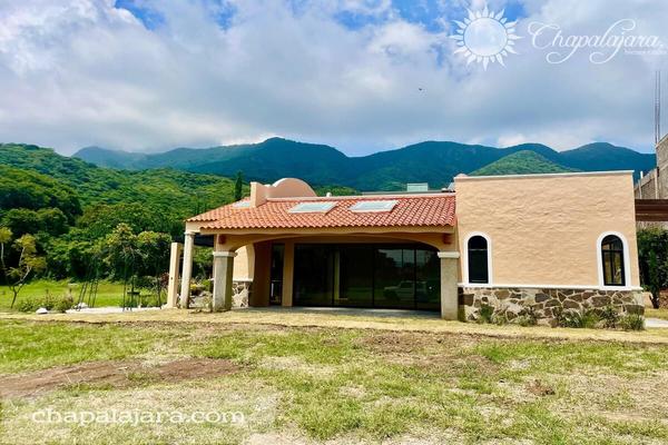 Foto de inmueble en Carretera Chapala-Jocotepec, Col. San Juan Cosala C.P. 45820, Jocotepec